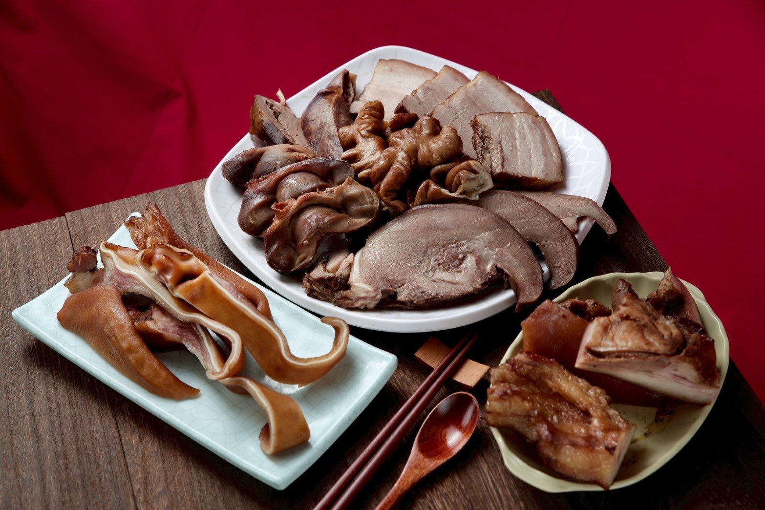 八里居滷味台南飄香20年(圖/八里居滷味提供)