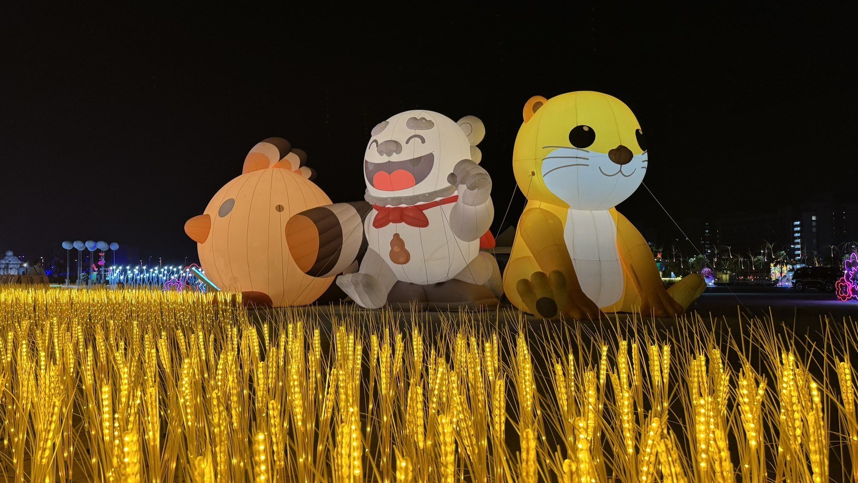 金門觀光特使「阿特、風獅爺、戴勝」一同現身嘉義！邀請全球遊客一起來金門玩(圖/金門縣政府提供)